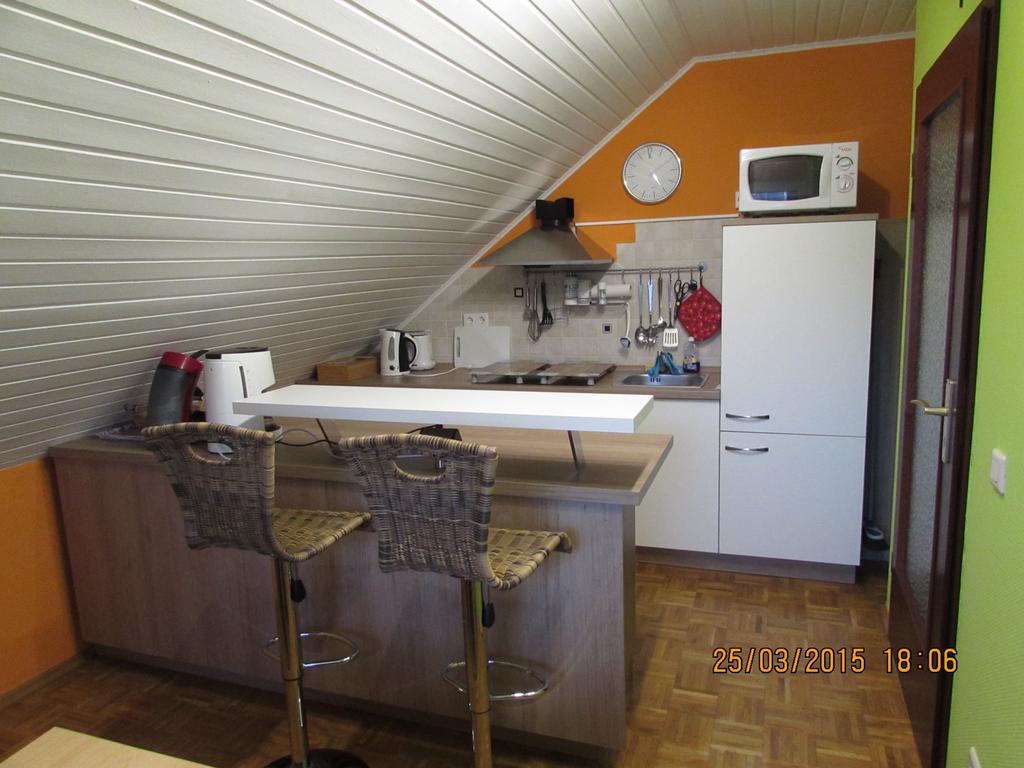 Eifel-Landhaus Ferienwohnungen "Em Gardestueffje" Mechernich Δωμάτιο φωτογραφία